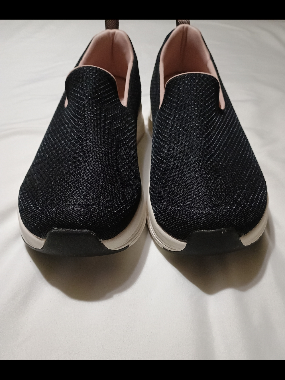 Sneakers Slip-On Black with Pink Lining Comfort Focused Shoes Women's Sz 8